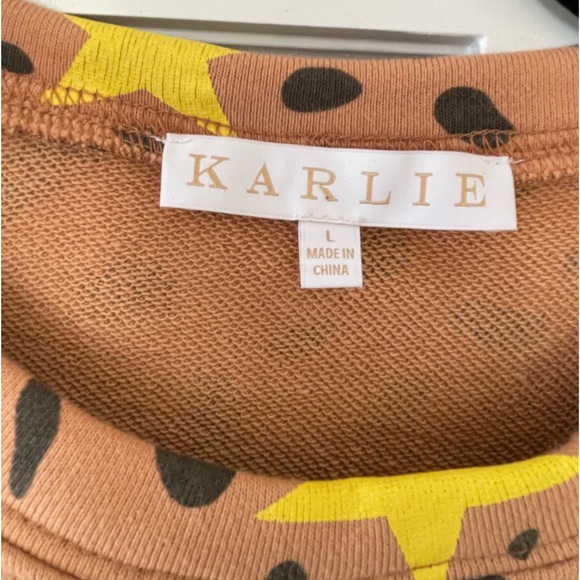 Karlie Cheetah/Star Detail Puffy/Droopy Sleeve Sweatshirt. Large. NWOT. - Picture 2 of 3